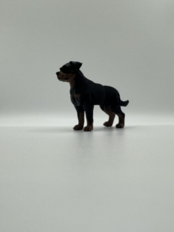 Rottweiler 3D Articulated Figurine – Powerful Solid Colour Dog Sculpture - Image 9